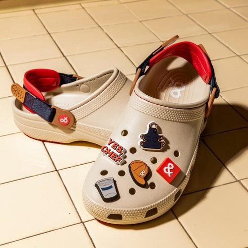 Crocs Bone Clog + Jibbitz