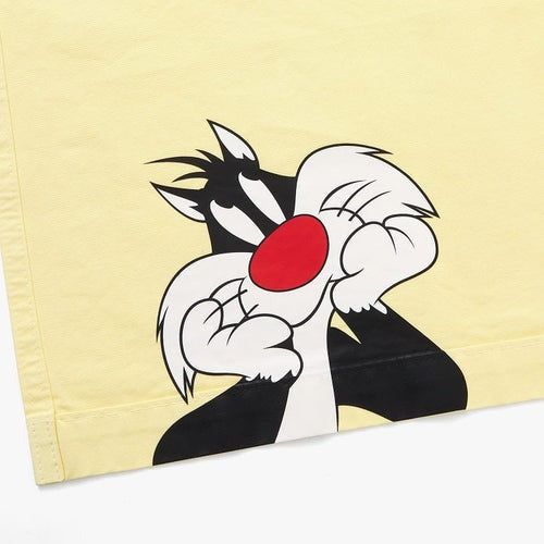 Looney Tunes Tweety Birdâ¢ Essential Apron