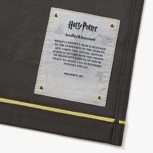 Harry Potter x H&B Hufflepuff Essential Apron