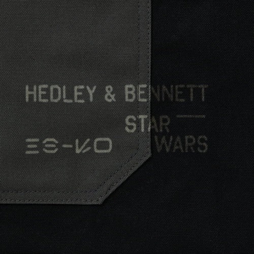 STAR WARSâ¢ Darth Vader Essential Apron