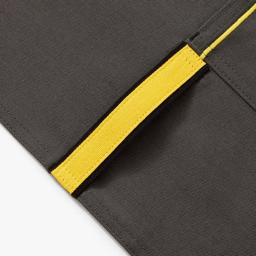 Harry Potter x H&B Hufflepuff Essential Apron