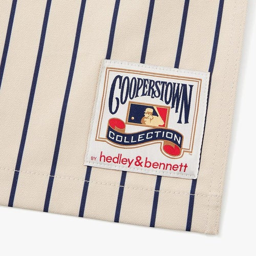 MLBâ¢ Cooperstown New York Yankeesâ¢ Essential Apron
