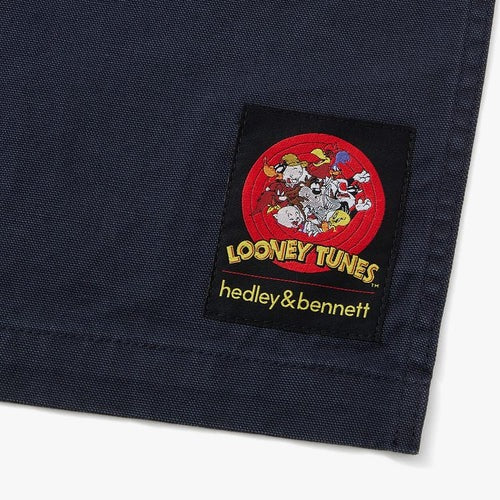 Looney Tunes Bugs Bunnyâ¢ Essential Apron