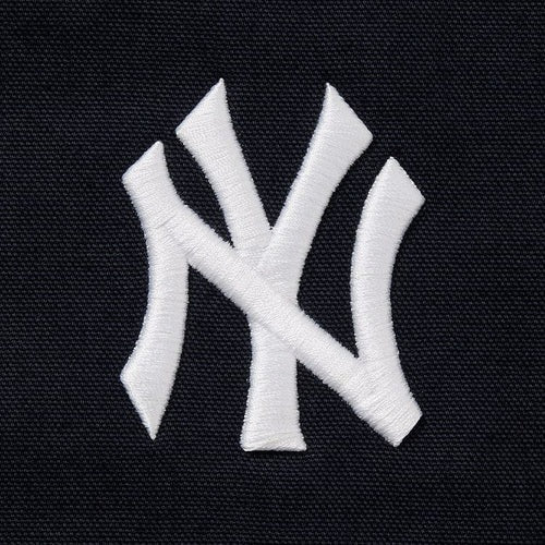 MLBâ¢ New York Yankeesâ¢ Essential Apron