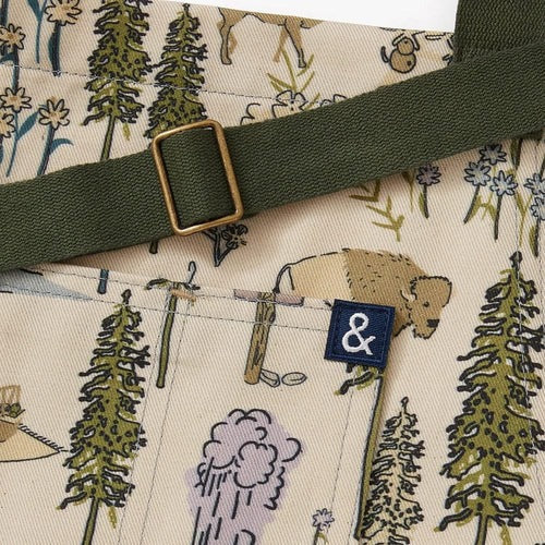 Yellowstone Field Guide Apron - Essential